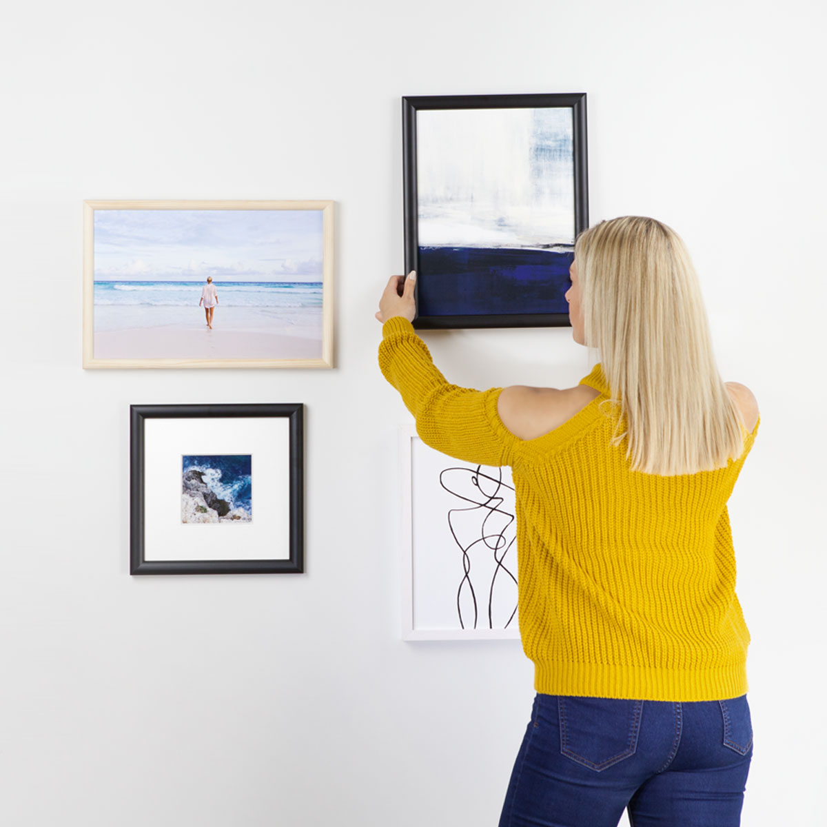 Where and how to hang pictures eFrame